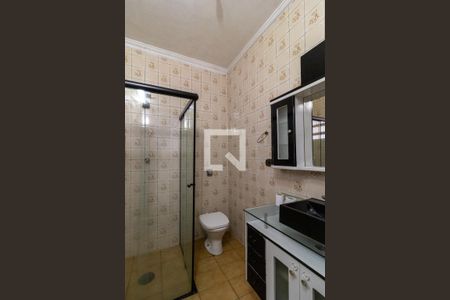 Casa à venda com 200m², 4 quartos e 3 vagas Casa à venda com 200m², 4 quartos e 3 vagasBanheiro