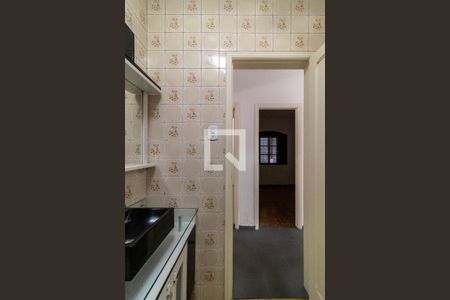 Casa à venda com 200m², 4 quartos e 3 vagas Casa à venda com 200m², 4 quartos e 3 vagasBanheiro