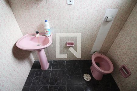 Casa à venda com 90m², 2 quartos e 1 vagaBanheiro Social