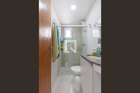 Apartamento à venda com 100m², 2 quartos e 2 vagas Apartamento à venda com 100m², 2 quartos e 2 vagasBanheiro da Suite