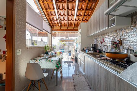 Apartamento à venda com 100m², 2 quartos e 2 vagas Apartamento à venda com 100m², 2 quartos e 2 vagasCozinha - Cobertura