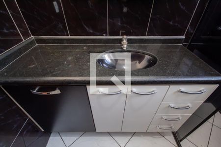 Casa à venda com 100m², 3 quartos e 3 vagas Casa à venda com 100m², 3 quartos e 3 vagasBanheiro da Suíte