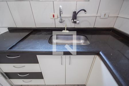 Casa à venda com 100m², 3 quartos e 3 vagas Casa à venda com 100m², 3 quartos e 3 vagasCozinha