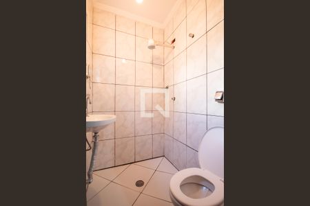 Casa à venda com 100m², 3 quartos e 3 vagas Casa à venda com 100m², 3 quartos e 3 vagasBanheiro de serviço