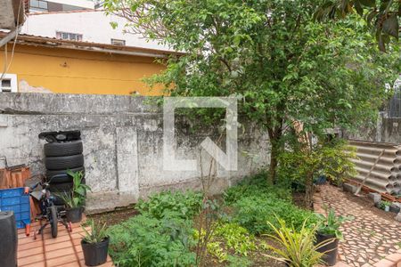 Casa à venda com 250m², 2 quartos e 4 vagas Casa à venda com 250m², 2 quartos e 4 vagasÁrea Externa