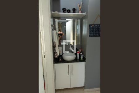 Apartamento à venda com 52m², 2 quartos e 1 vaga Apartamento à venda com 52m², 2 quartos e 1 vagaBanheiro