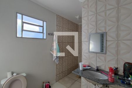 Casa à venda com 140m², 4 quartos e 1 vagaBanheiro