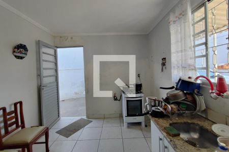 Casa à venda com 140m², 4 quartos e 1 vagaCozinha