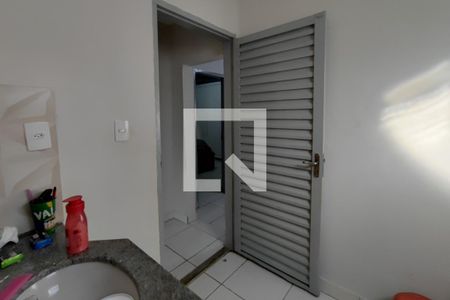 Casa à venda com 140m², 4 quartos e 1 vagaBanheiro
