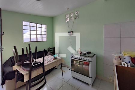 Casa à venda com 140m², 4 quartos e 1 vagaEdícula - Cozinha