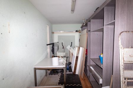 Casa à venda com 166m², 4 quartos e 1 vagaQuarto de Serviço