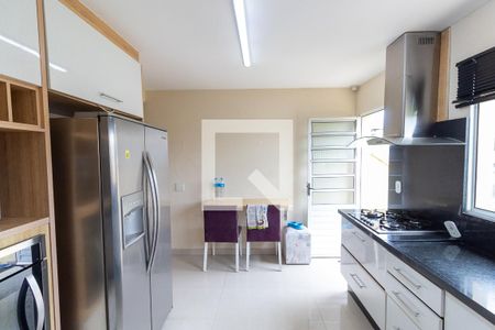 Casa à venda com 166m², 4 quartos e 1 vagaCozinha