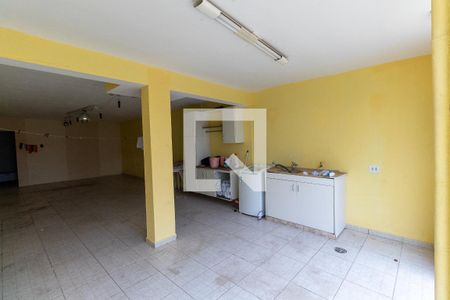 Casa à venda com 166m², 4 quartos e 1 vagaLavanderia