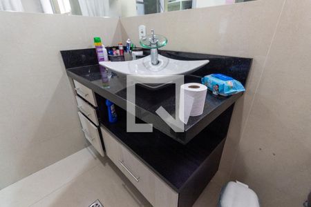 Casa à venda com 166m², 4 quartos e 1 vagaBanheiro da Suíte 3