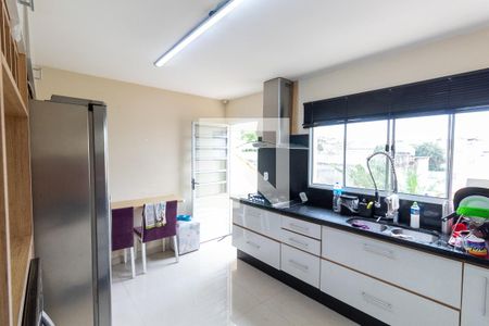 Casa à venda com 166m², 4 quartos e 1 vagaCozinha