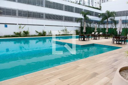 Apartamento à venda com 187m², 3 quartos e 2 vagasÁrea comum - Piscina