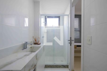 Apartamento à venda com 122m², 3 quartos e 2 vagas Apartamento à venda com 122m², 3 quartos e 2 vagasBanheiro Suíte