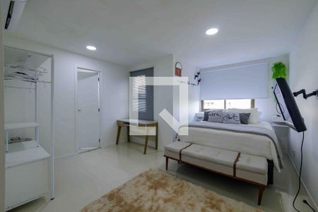 Apartamento à venda com 122m², 3 quartos e 2 vagas Apartamento à venda com 122m², 3 quartos e 2 vagasSuíte