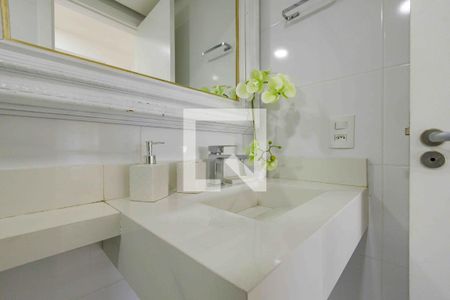 Apartamento à venda com 122m², 3 quartos e 2 vagas Apartamento à venda com 122m², 3 quartos e 2 vagasBanheiro