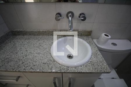 Apartamento à venda com 60m², 1 quarto e 2 vagasBanheiro da Suíte