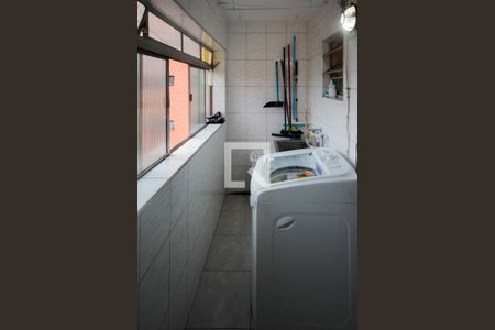 Apartamento à venda com 60m², 3 quartos e 1 vagaÁrea de Serviço