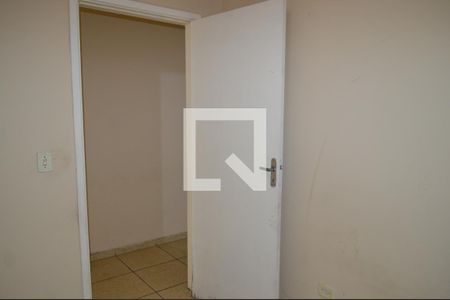 Quarto 1 de casa para alugar com 2 quartos, 70m² em Jardim Renata, Ferraz de Vasconcelos
