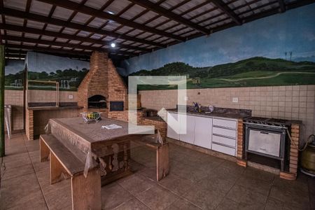 Casa à venda com 750m², 6 quartos e 8 vagas Casa à venda com 750m², 6 quartos e 8 vagasChurrasqueira