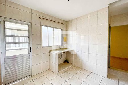 Cozinha de casa para alugar com 1 quarto, 35m² em Parque Peruche, São Paulo