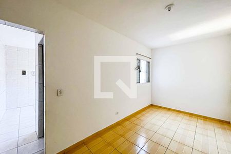 Sala/Quarto de casa para alugar com 1 quarto, 35m² em Parque Peruche, São Paulo
