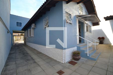 Casa à venda com 248m², 3 quartos e 4 vagasPátio