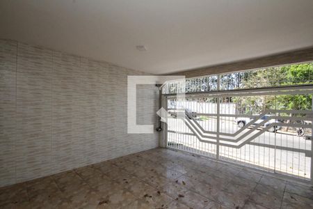 Casa à venda com 280m², 3 quartos e 2 vagas Casa à venda com 280m², 3 quartos e 2 vagasGaragem