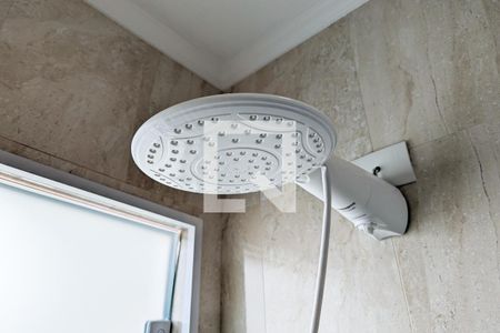 Casa à venda com 216m², 4 quartos e 4 vagas Casa à venda com 216m², 4 quartos e 4 vagasBanheiro da suíte