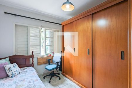 Casa à venda com 216m², 4 quartos e 4 vagas Casa à venda com 216m², 4 quartos e 4 vagasQuarto 1