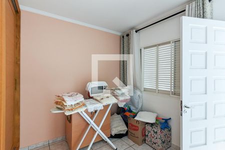 Casa à venda com 216m², 4 quartos e 4 vagas Casa à venda com 216m², 4 quartos e 4 vagasQuarto da suíte