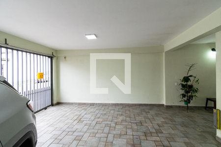 Casa à venda com 289m², 4 quartos e 3 vagas Casa à venda com 289m², 4 quartos e 3 vagasGaragem