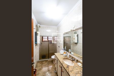 Casa à venda com 289m², 4 quartos e 3 vagas Casa à venda com 289m², 4 quartos e 3 vagasBanheiro Social