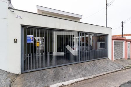 Casa à venda com 289m², 4 quartos e 3 vagas Casa à venda com 289m², 4 quartos e 3 vagasFachada