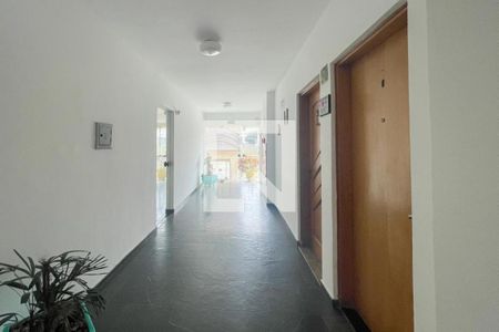 Apartamento à venda com 79m², 3 quartos e sem vaga Apartamento à venda com 79m², 3 quartos e sem vagaÁrea comum - Hall