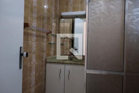 Casa à venda com 240m², 4 quartos e 2 vagasBanheiro da Suíte