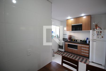 Casa de condomínio à venda com 71m², 2 quartos e 1 vagaCozinha