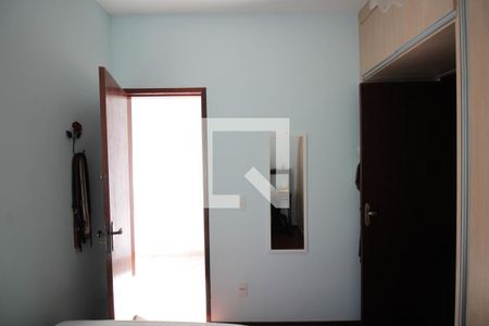 Casa de condomínio à venda com 71m², 2 quartos e 1 vagaQuarto 1