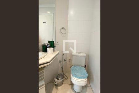 Casa de condomínio à venda com 3500m², 4 quartos e 16 vagasBanheiro da Suíte 2