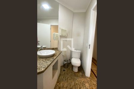 Casa de condomínio à venda com 3500m², 4 quartos e 16 vagasBanheiro