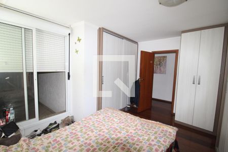 Casa à venda com 350m², 4 quartos e 4 vagasQuarto 2