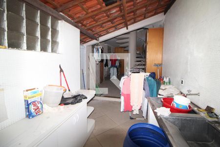 Casa à venda com 350m², 4 quartos e 4 vagasÁrea de Serviço