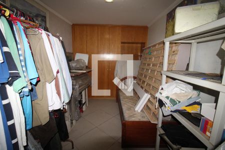 Casa à venda com 350m², 4 quartos e 4 vagasÁrea de Serviço