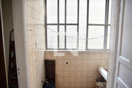 Apartamento à venda com 145m², 3 quartos e 1 vagaÁrea de Serviço