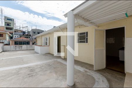 Casa para alugar com 79m², 2 quartos e sem vagaEntrada