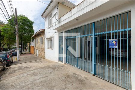 Casa para alugar com 79m², 2 quartos e sem vagaEntrada