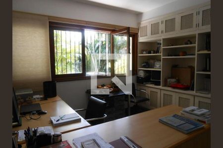 Casa à venda com 592m², 6 quartos e 7 vagas